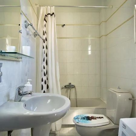 Villa Seafront Cozy - Corfu Homely Getaway *
