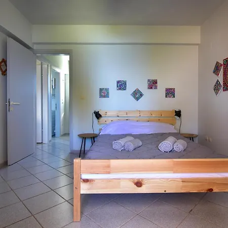 Seafront Cozy - Corfu Homely Getaway *