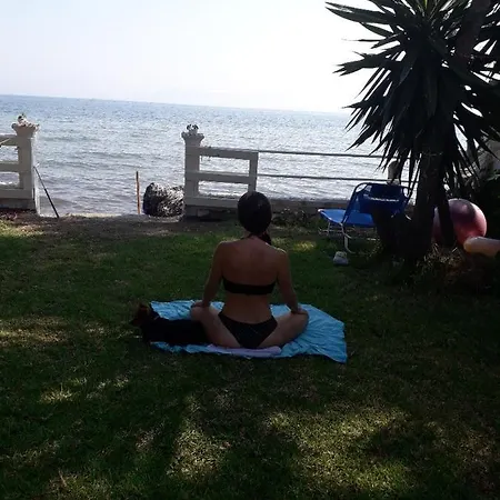 By The Sea - πάνω στη θάλασσα *